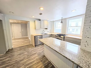 75 Valley St #75 - Photo 7 of 18