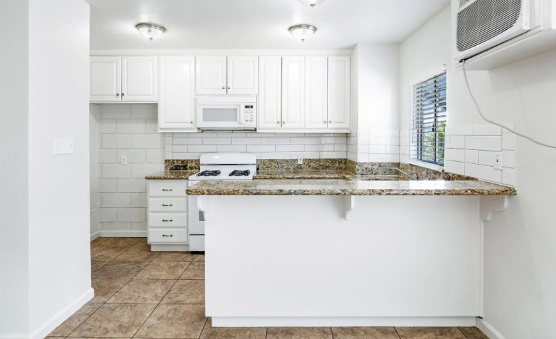 34976 Avenue A #B - Photo 6 of 15