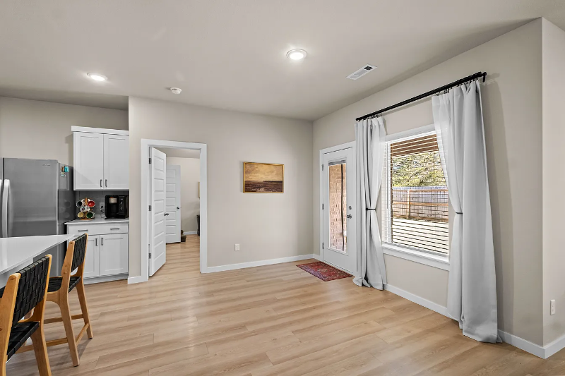 2219 S 9th St - Photo 7 of 20