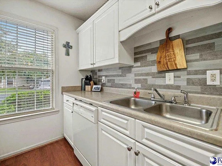 3040 Combray Cir - Photo 3 of 20