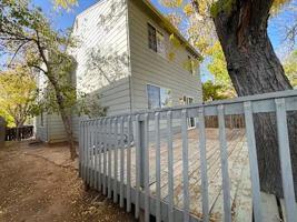 featured image of 6405 S Oak Ct