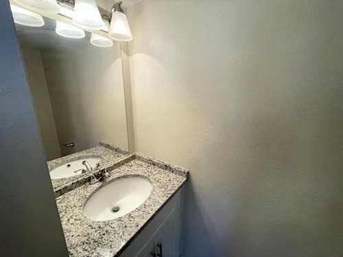 6405 S Oak Ct - Photo 7 of 13