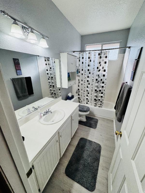 7816 Pinnochio Ave - Photo 5 of 20