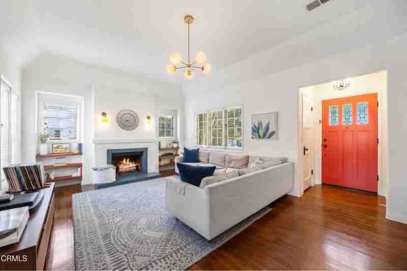 1869 Galbreth Rd - Photo 3 of 20