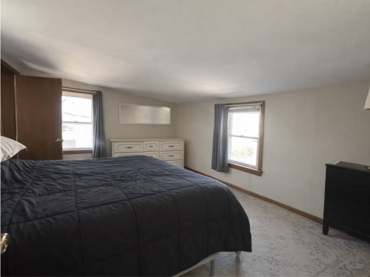 924 Ash St #102 - Photo 6 of 11