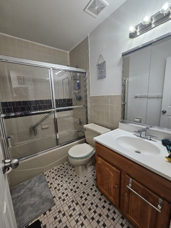 310 Kennedy Dr - Photo 6 of 6