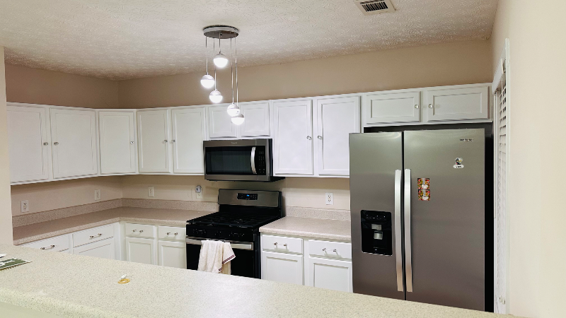 5961 Grovegate Ln - Photo 2 of 11