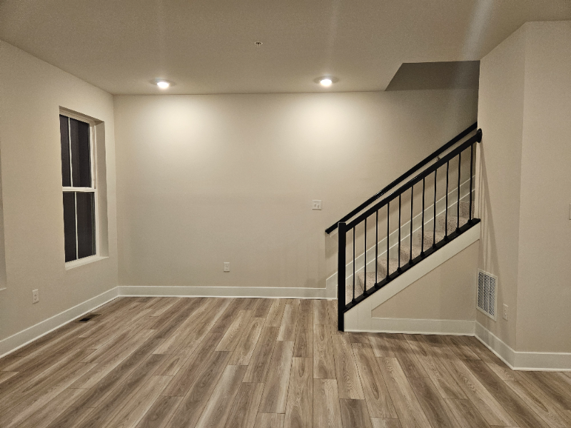 7232 Contee Rd - Photo 5 of 12