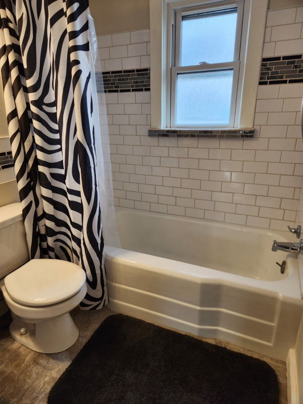 204 E 3rd Ave #5 - Photo 6 of 15