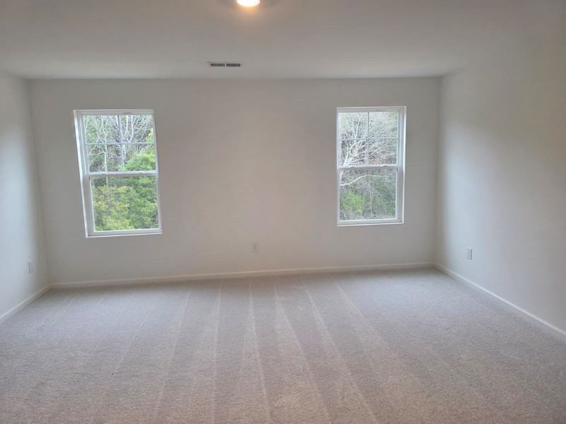 528 Venetian Dr - Photo 7 of 15