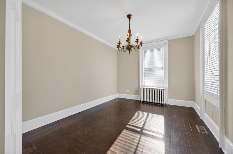 333 Park Ave - Photo 3 of 13