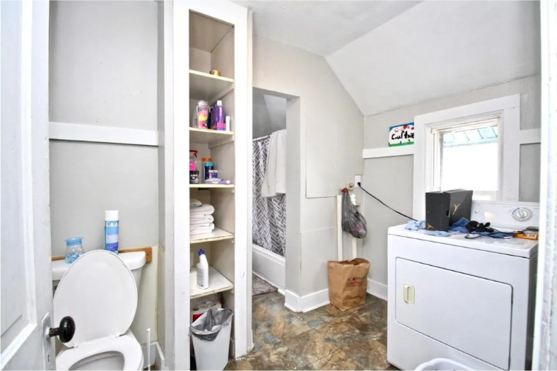 832 Central Ave #2 - Photo 3 of 4