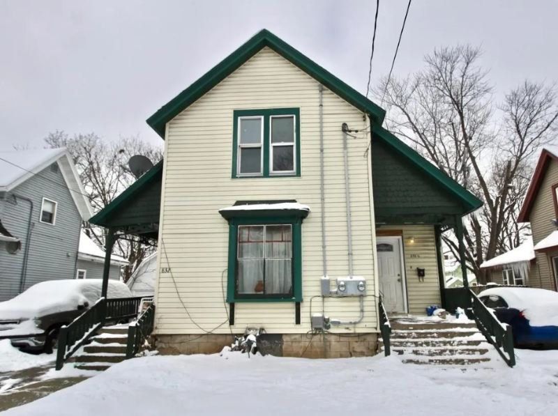 832 Central Ave #2 - Photo 4 of 4