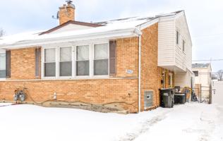 featured image of 9260 Dee Rd