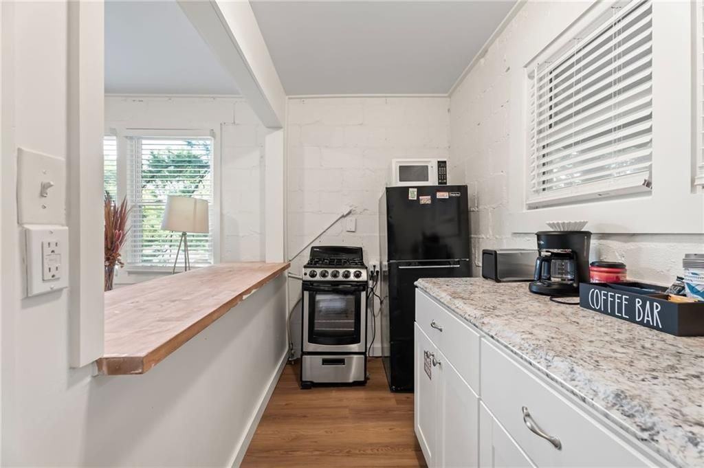 255 Richardson Rd Nw ##B - Photo 3 of 13