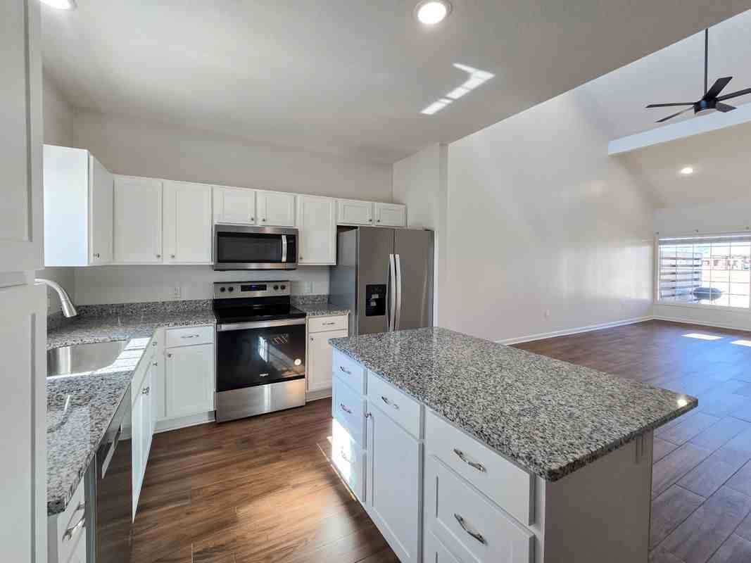 4804 Antosh Cir ##4 - Photo 3 of 16