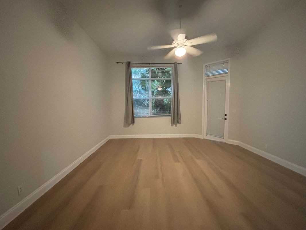 5049 Encinitas Dr - Photo 7 of 41