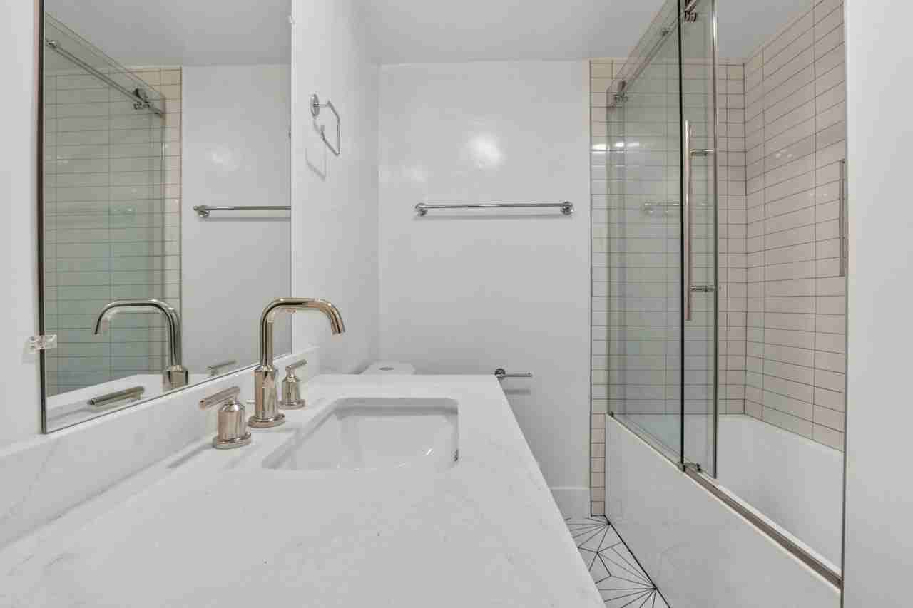 300 San Juan - Photo 7 of 8