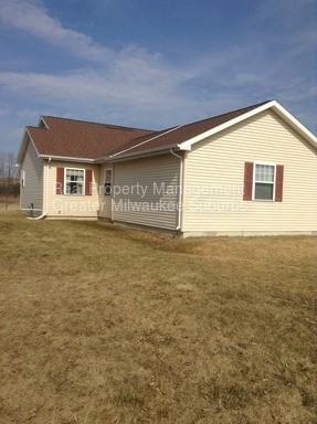 9418 W Laramie Rd - Photo 2 of 28