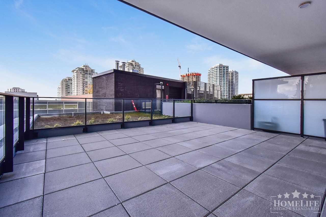 1588 Johnston Rd - Photo 6 of 16