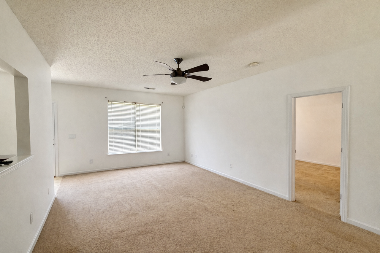 3813 Maribeau Woods Dr - Photo 3 of 23