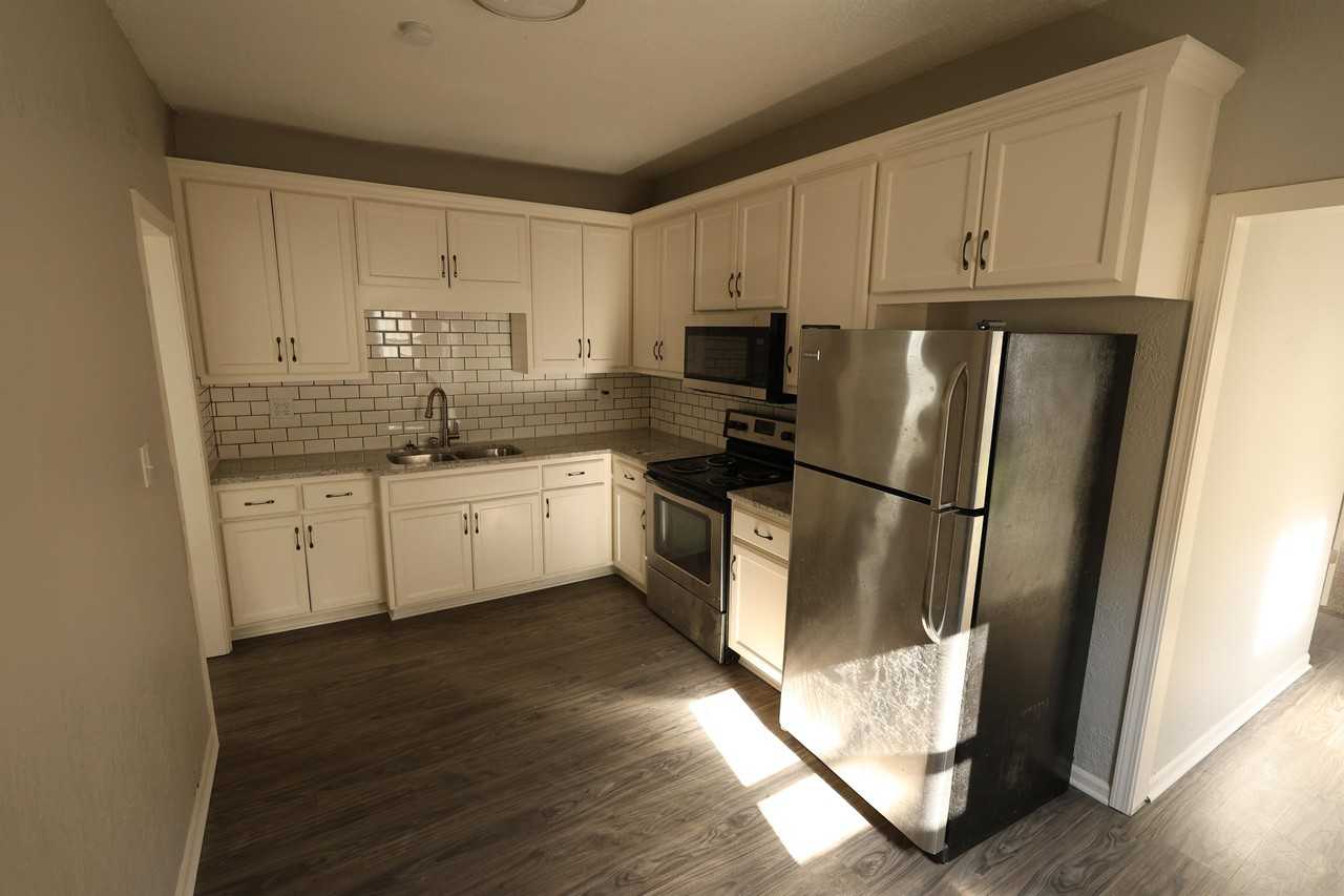 619 Kiowa St #1 - Photo 4 of 10