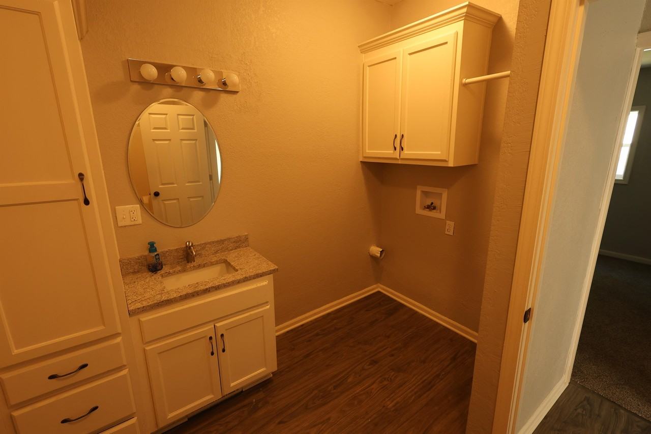 619 Kiowa St #1 - Photo 7 of 10