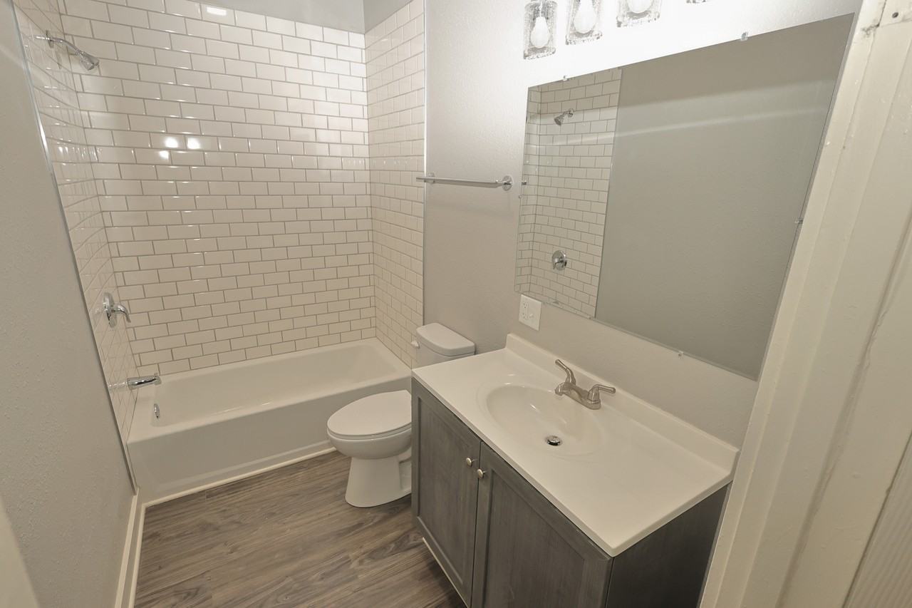 621 Kiowa St #1 - Photo 6 of 8