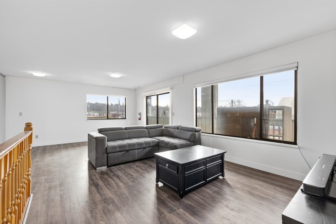 12163 Old Yale Road - Photo 6 of 16