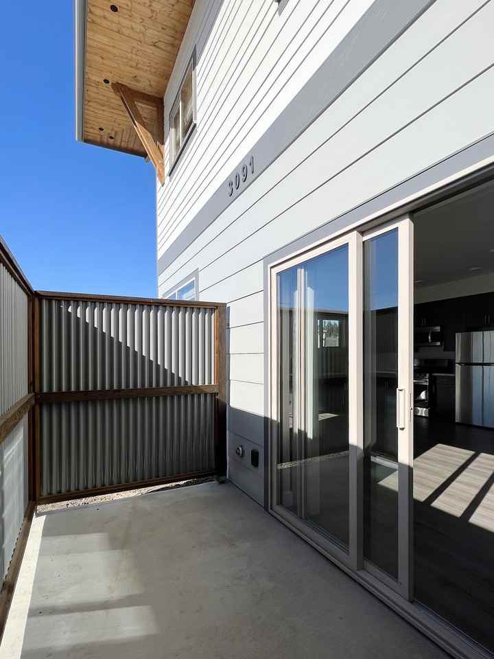 3041 Smith Ln - Photo 7 of 14