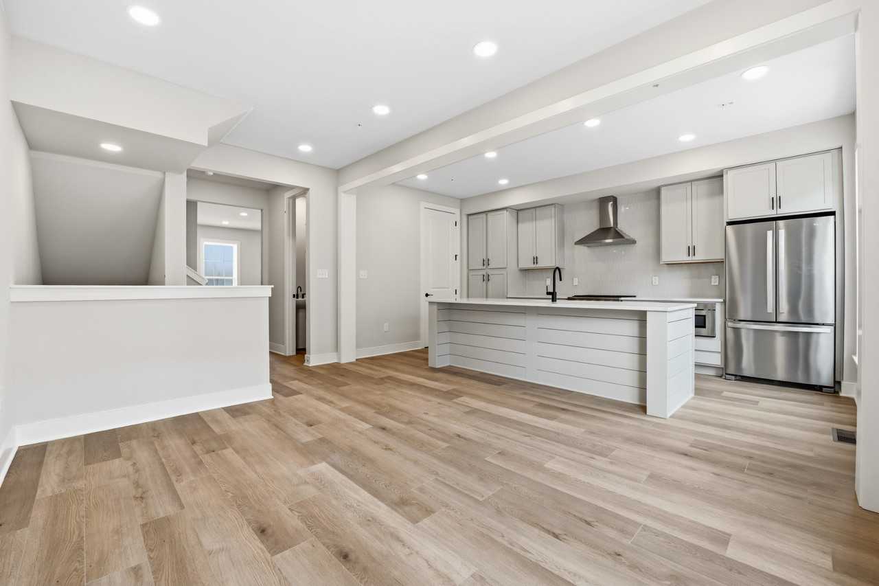 419 Ramsgate Rd #419 - Photo 6 of 19