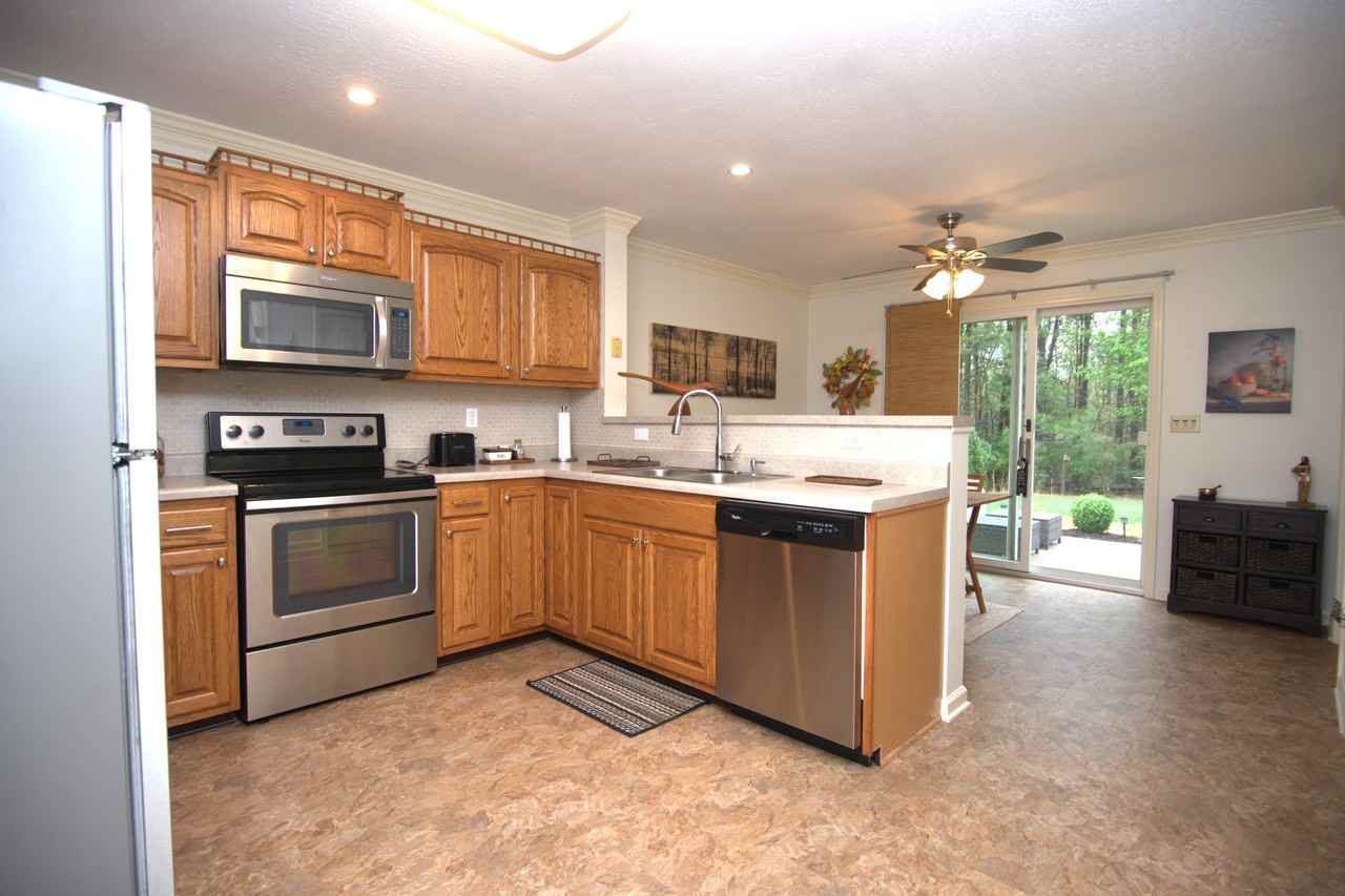 63 Poplar Court Ln #63 - Photo 2 of 16