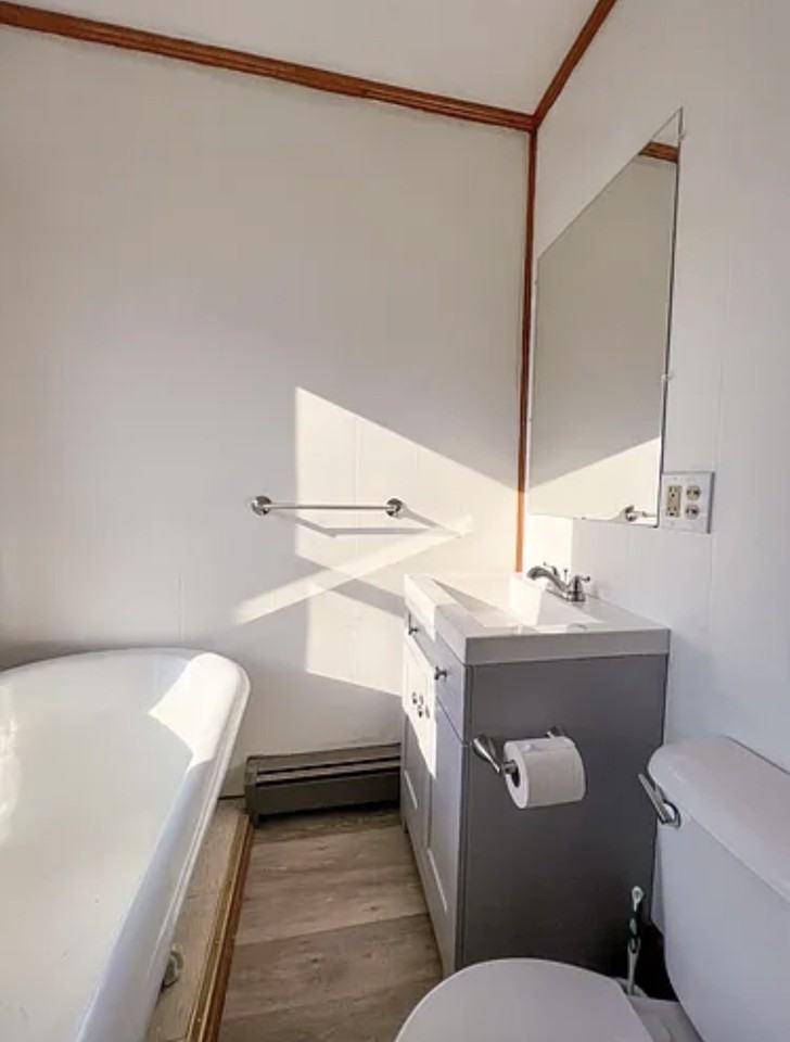 7 Leonard Ave #NA - Photo 6 of 10