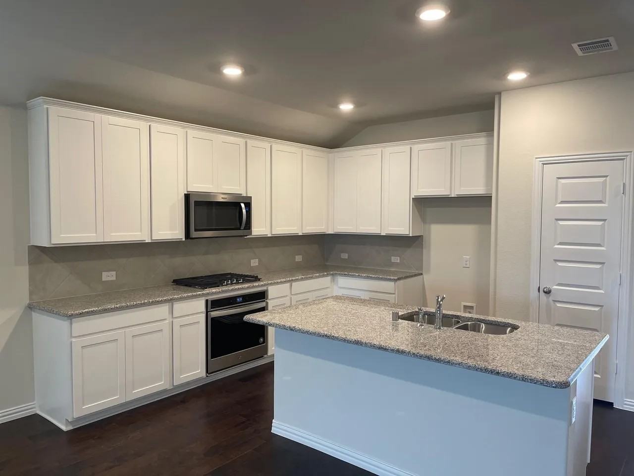 5405 Fairdale Dr #NA - Photo 2 of 20