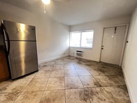 1760 Sw 21st Ct #C - Photo 1 of 1