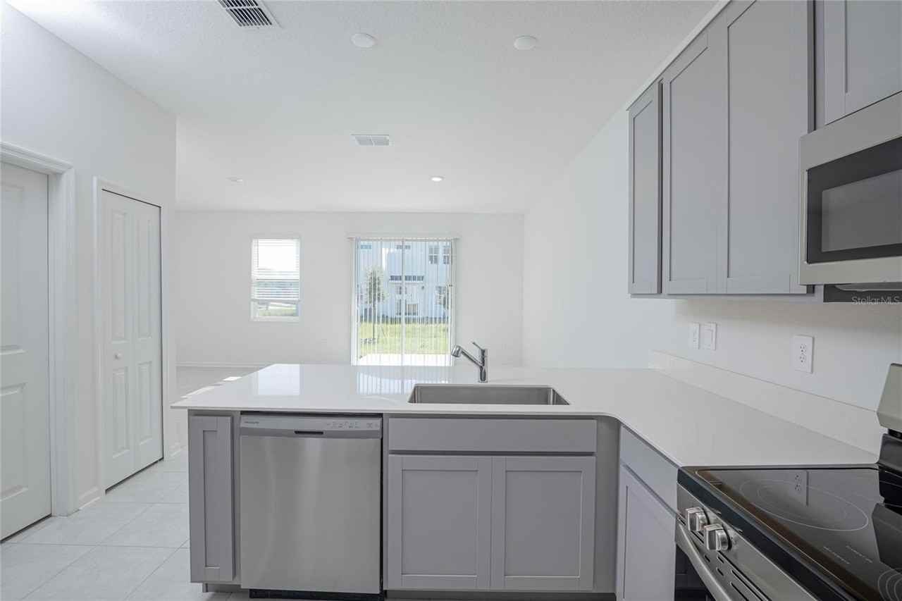 3103 Mindfullness Dr #3103 - Photo 4 of 40