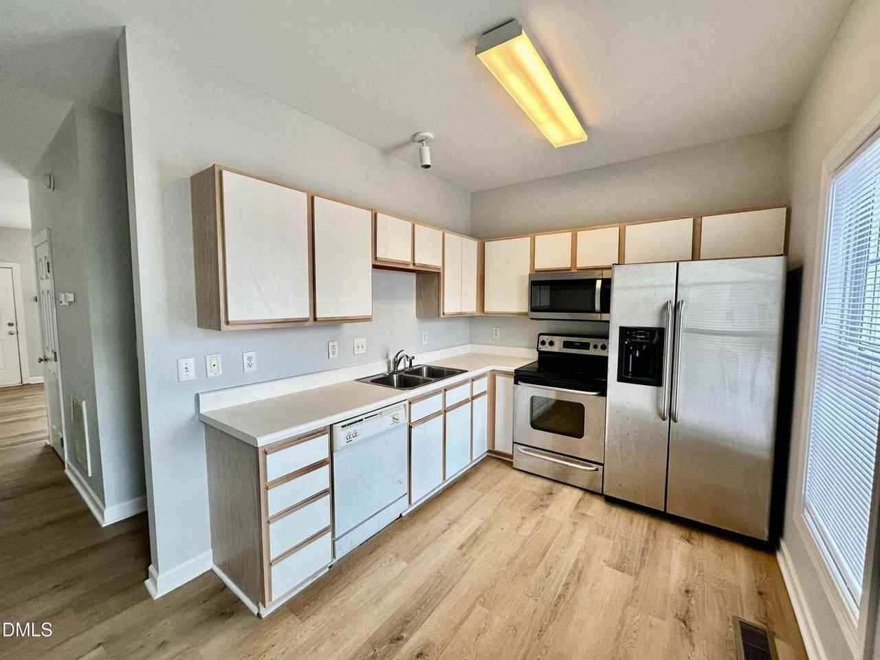 2604 Sterling Park Dr - Photo 3 of 22