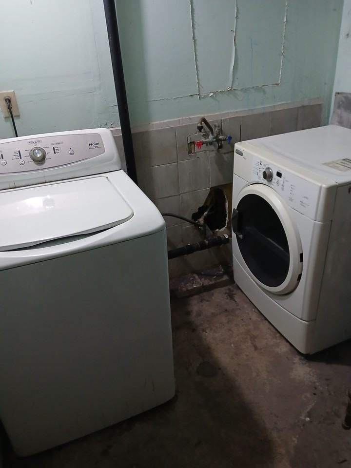 Kingston Rd & Cromwell Rd - Photo 2 of 5