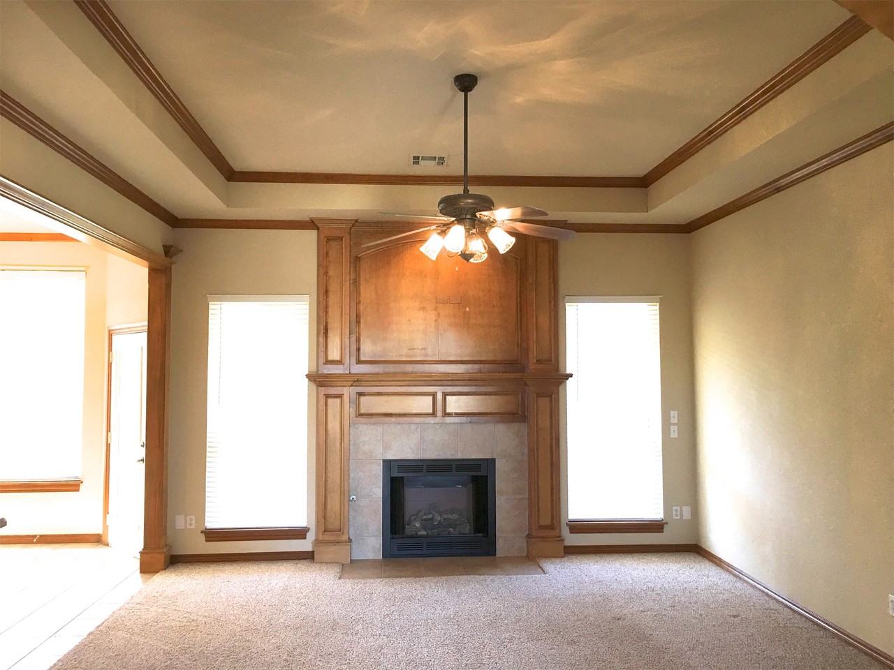 813 W Windmill Ct #1 - Photo 3 of 10