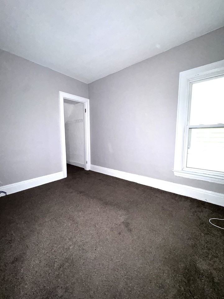 39 Aldrich Pl - Photo 6 of 15