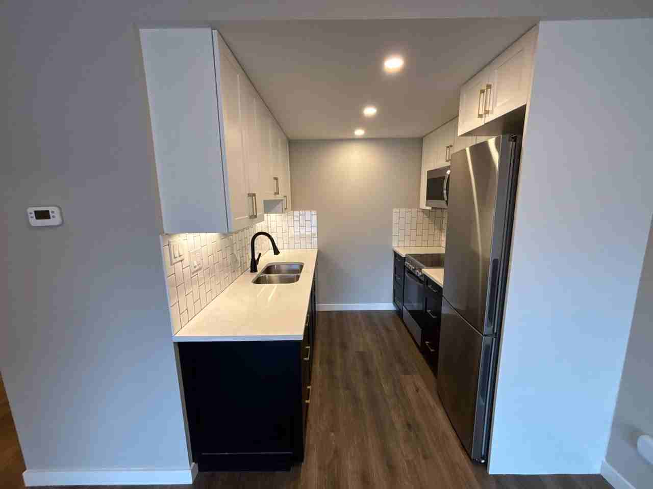 121 West 21st Street #209