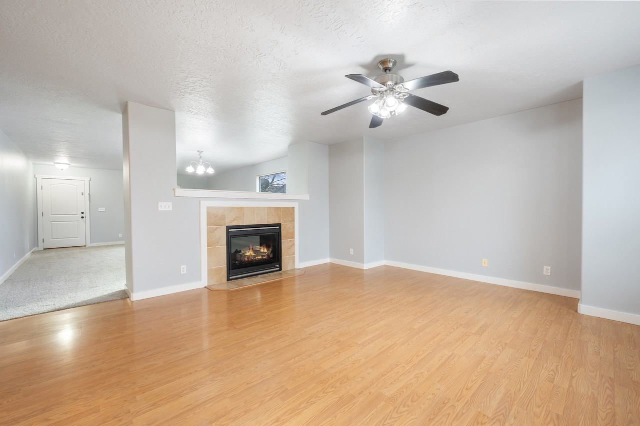 5919 S Harrington Way #1 - Photo 5 of 30