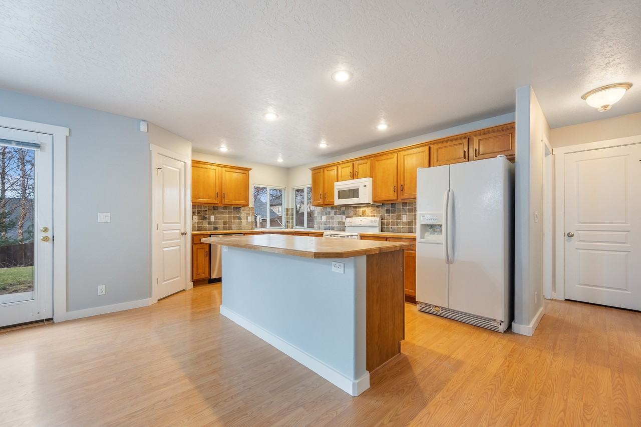 5919 S Harrington Way #1 - Photo 7 of 30