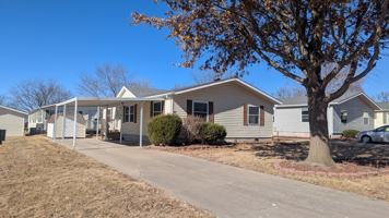 featured image of 121 Polopony Ct #1