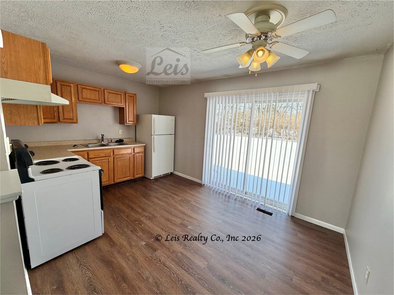 1112 Skylark Dr #1 - Photo 2 of 20