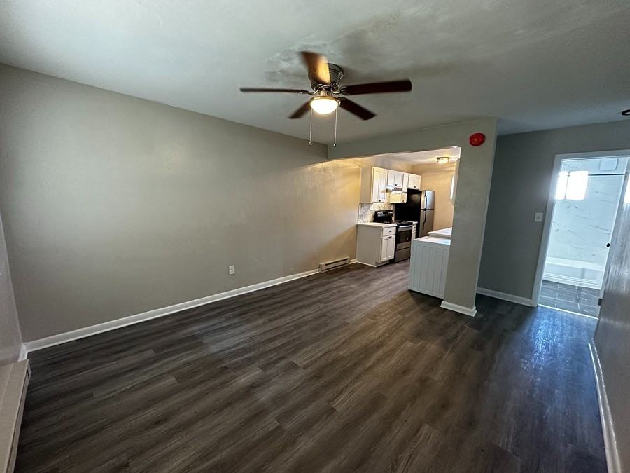 423 East Ocean Avenue #15 - Photo 5 of 8