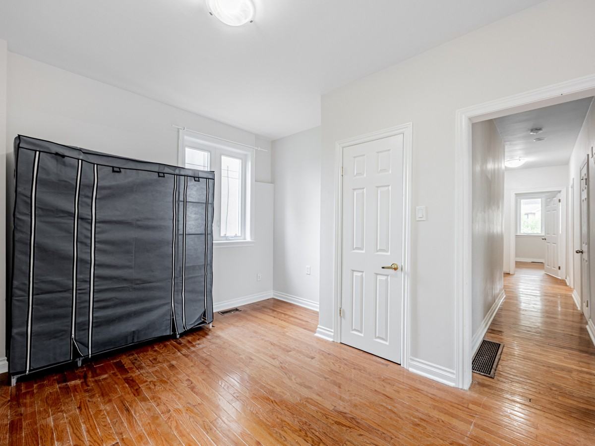 122 Maybourne Ave #01MAINFL - Photo 2 of 12