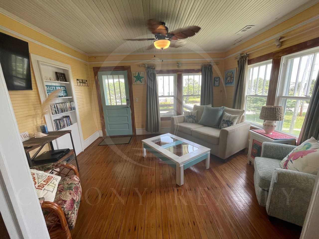 57091 Kohler Dr #1 - Photo 7 of 20