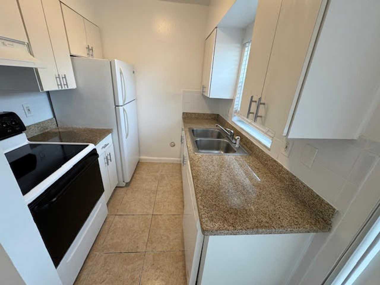 100 SW 10th St Ft. Lauderdale, FL 33315 - Photo 3 of 8