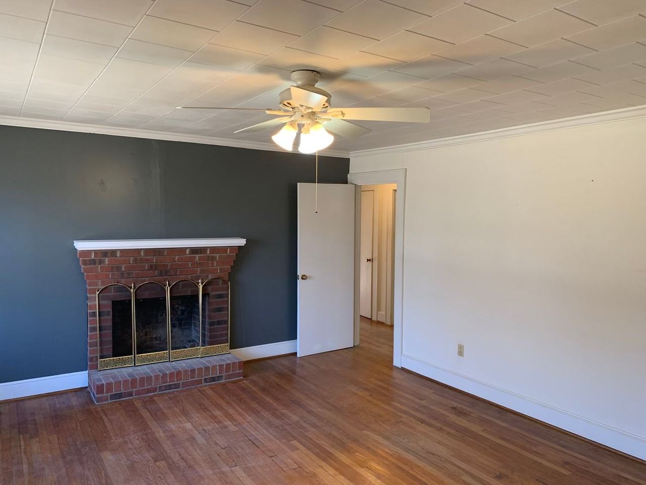 530 Pinewood Ave - Photo 2 of 15